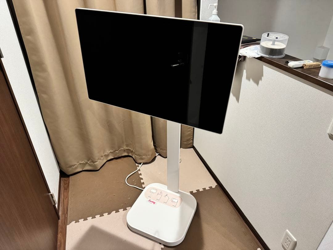 LG Smart Monitor Swing 32U889SA-W 本体のみ①