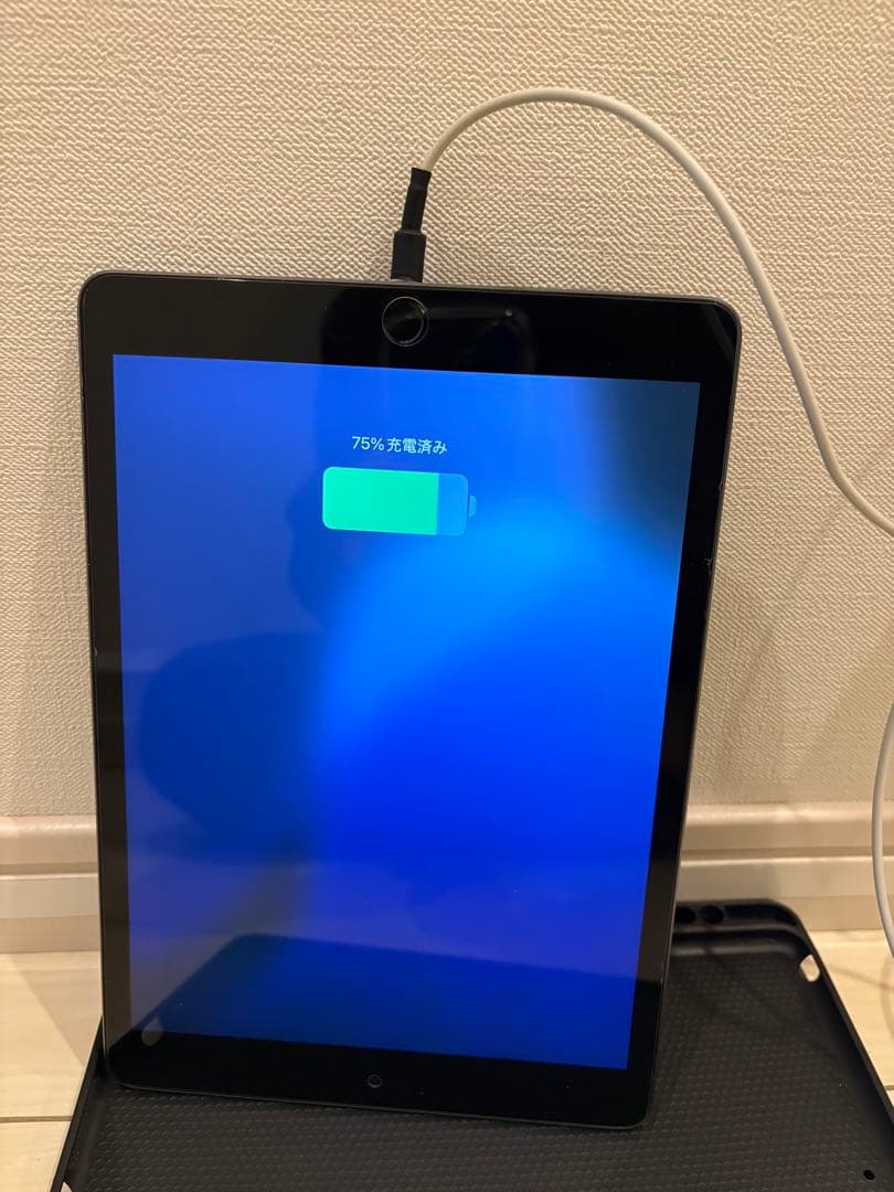 iPad 本体 第7世代　スペースグレイ　ジャンク
