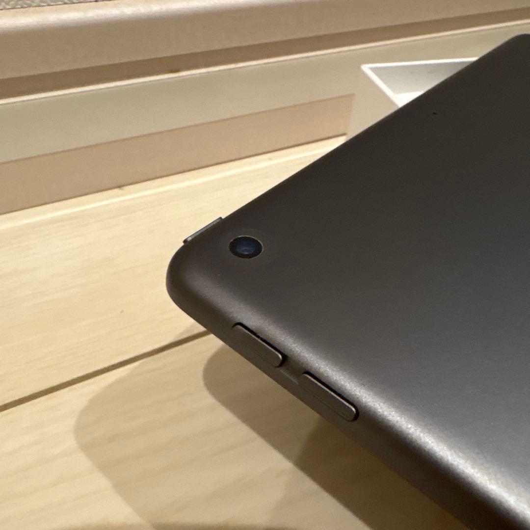 iPad 本体 第7世代　スペースグレイ　ジャンク