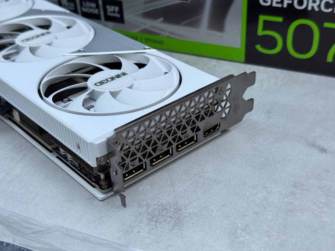 ELSA RTX5070TI X3 OC 16GB INNO3D 保証期間内