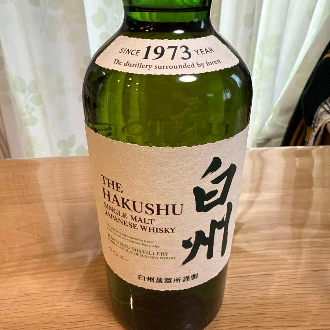 サントリー　シングルモルトウイスキー 白州　700ml