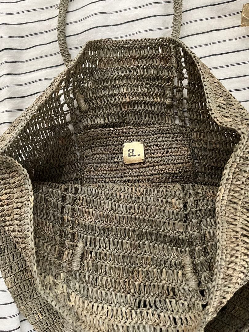 IENA購入　a. グレーカーキラフィアかご　ショルダー