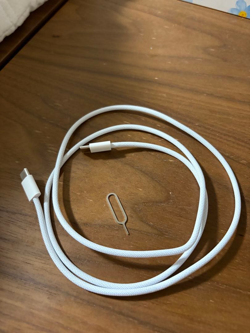 iPhone16 ティール本体　128GB