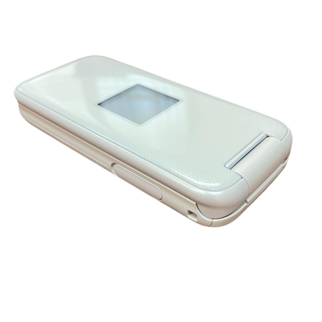 美品　docomo らくらくホン　f-01m ガラケー　ネットワーク利用制限○