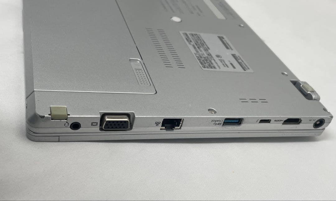 Windowsノート本体 Panasonic CFQVB-1 i5-8365U 8GB 256GB SSD