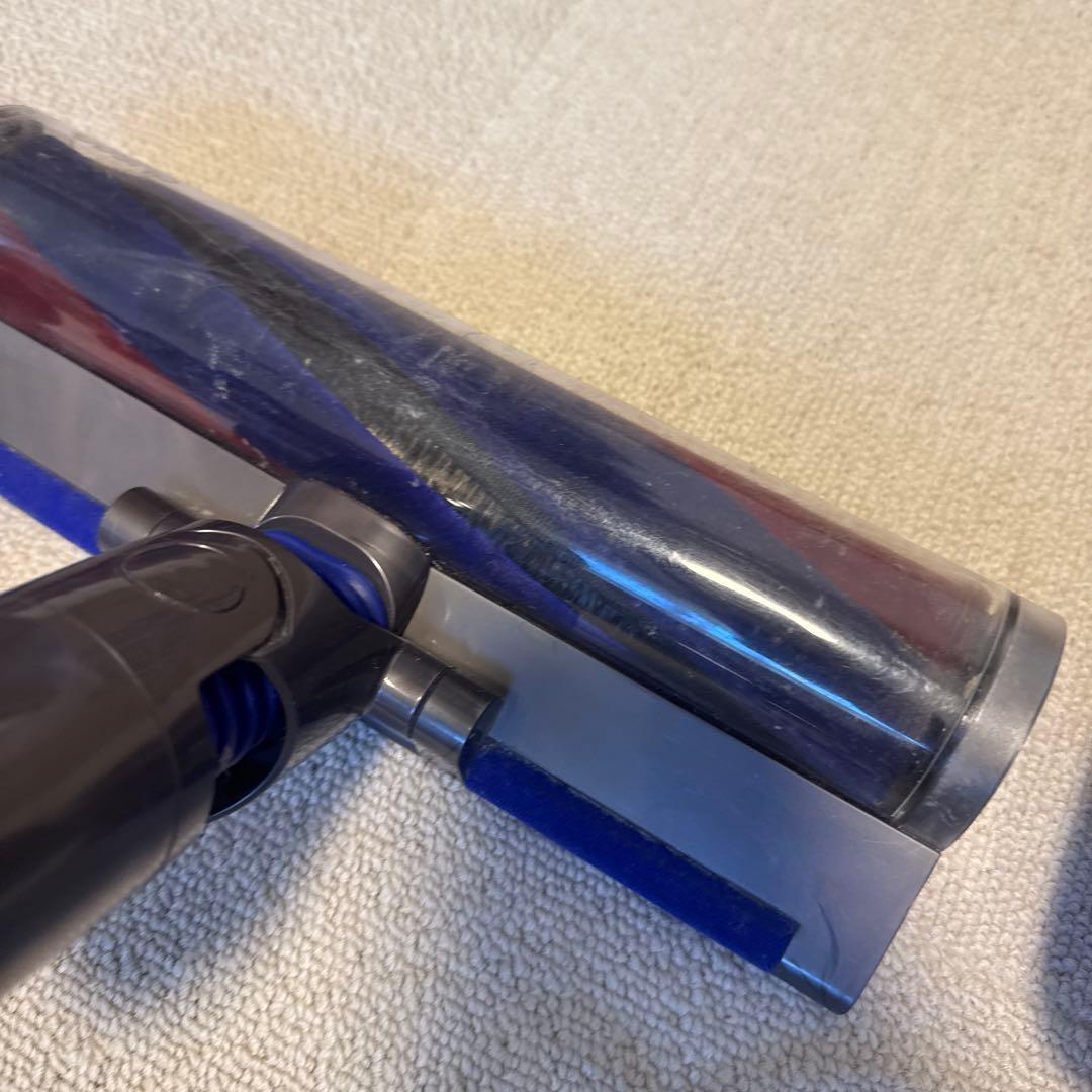 ダイソン　sv18 送料込み　　バッテリーは一個のみ付属