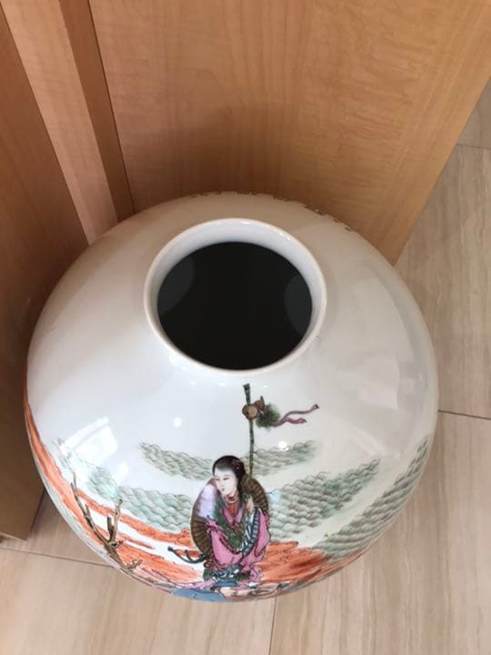 中国の古いツボ