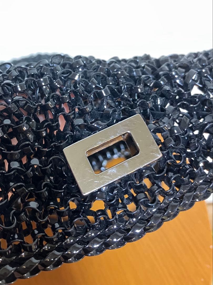 現行　アンテプリマ　ルケット　ミディアム　エナメルブラック　横長　ブラック