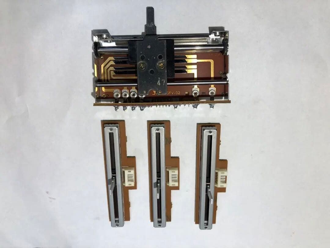 VESTAX ベスタクス　PCV-175 フェーダーメンテナンス