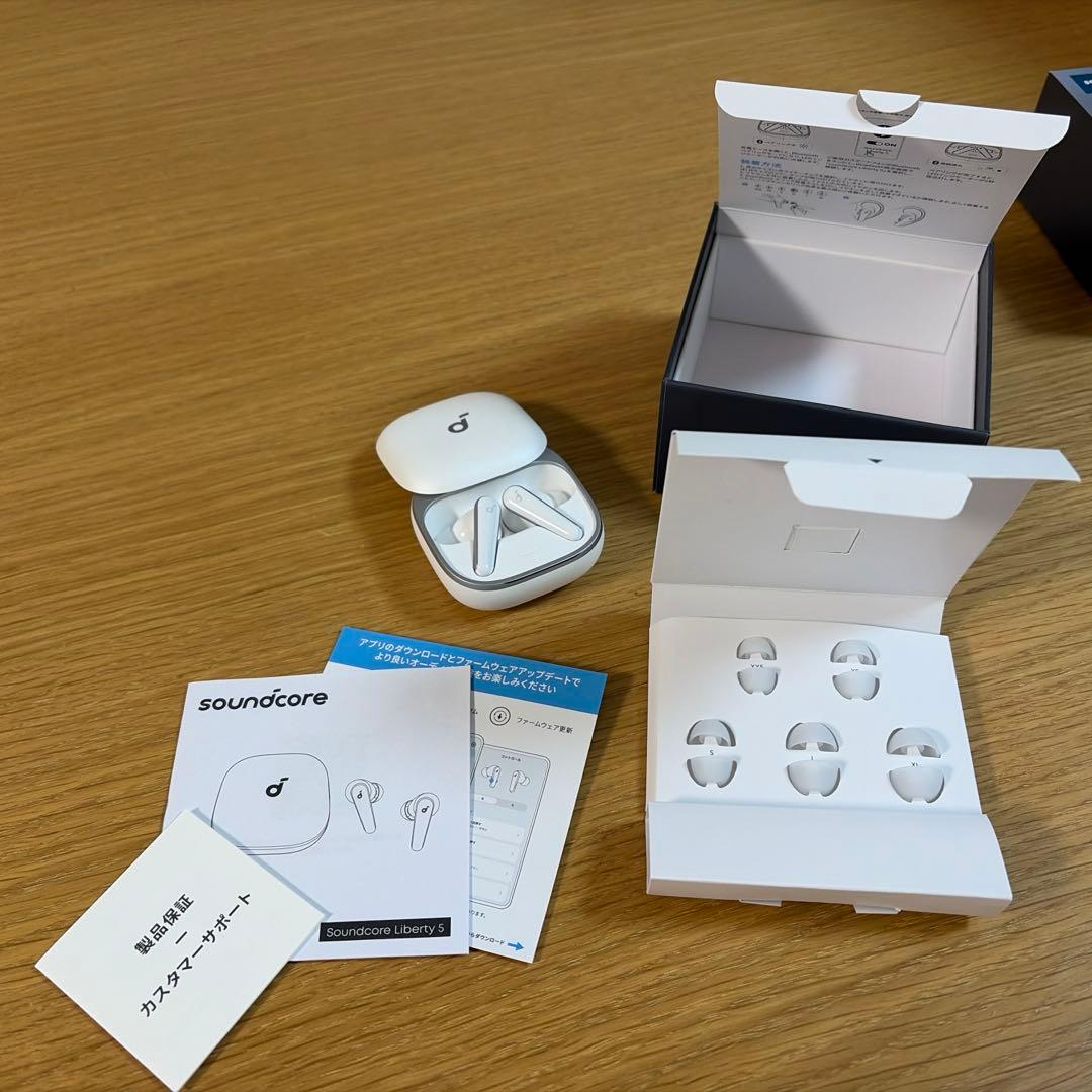 Anker soundcore Liberty 5ワイヤレスイヤホン ホワイト