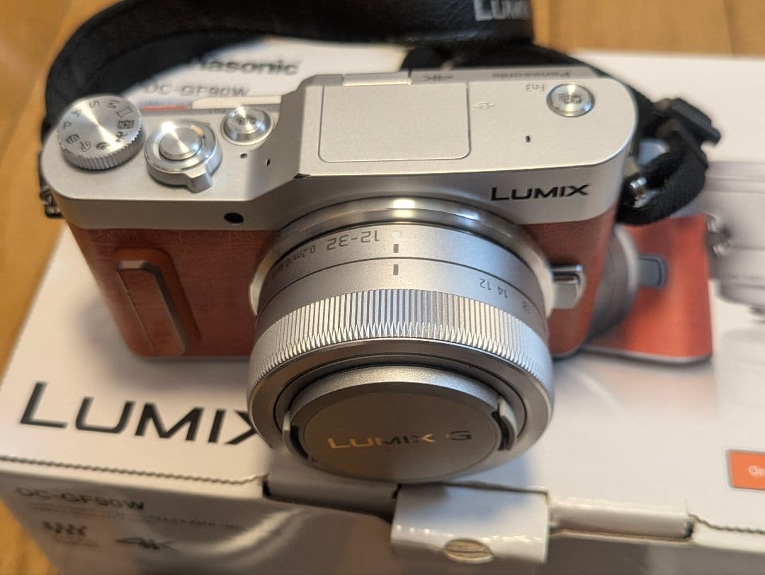 Panasonic LUMIX GF90 ダブルレンズキット オレンジ＋ガイド本