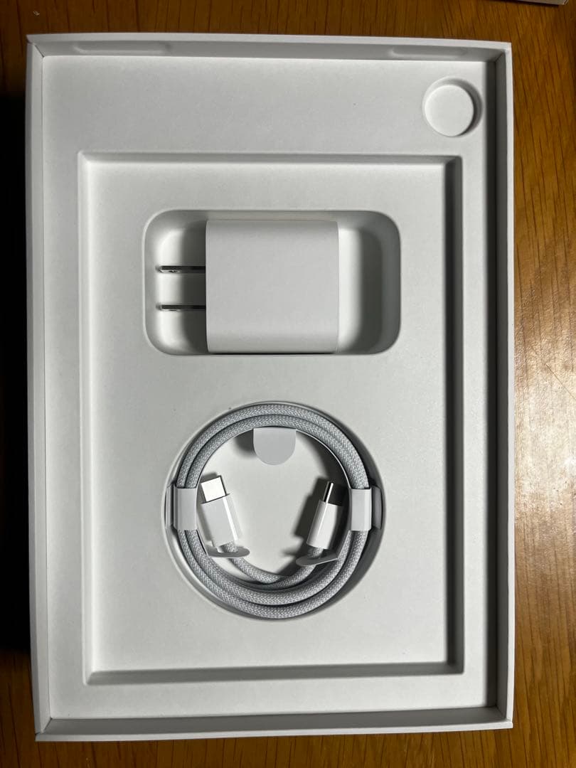 iPad mini 7 128GB Cellular SIMフリー +ケース