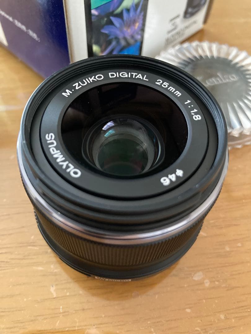 OLYMPUS M.ZUIKO DIGITAL 25mm f1.8 単焦点レンズ
