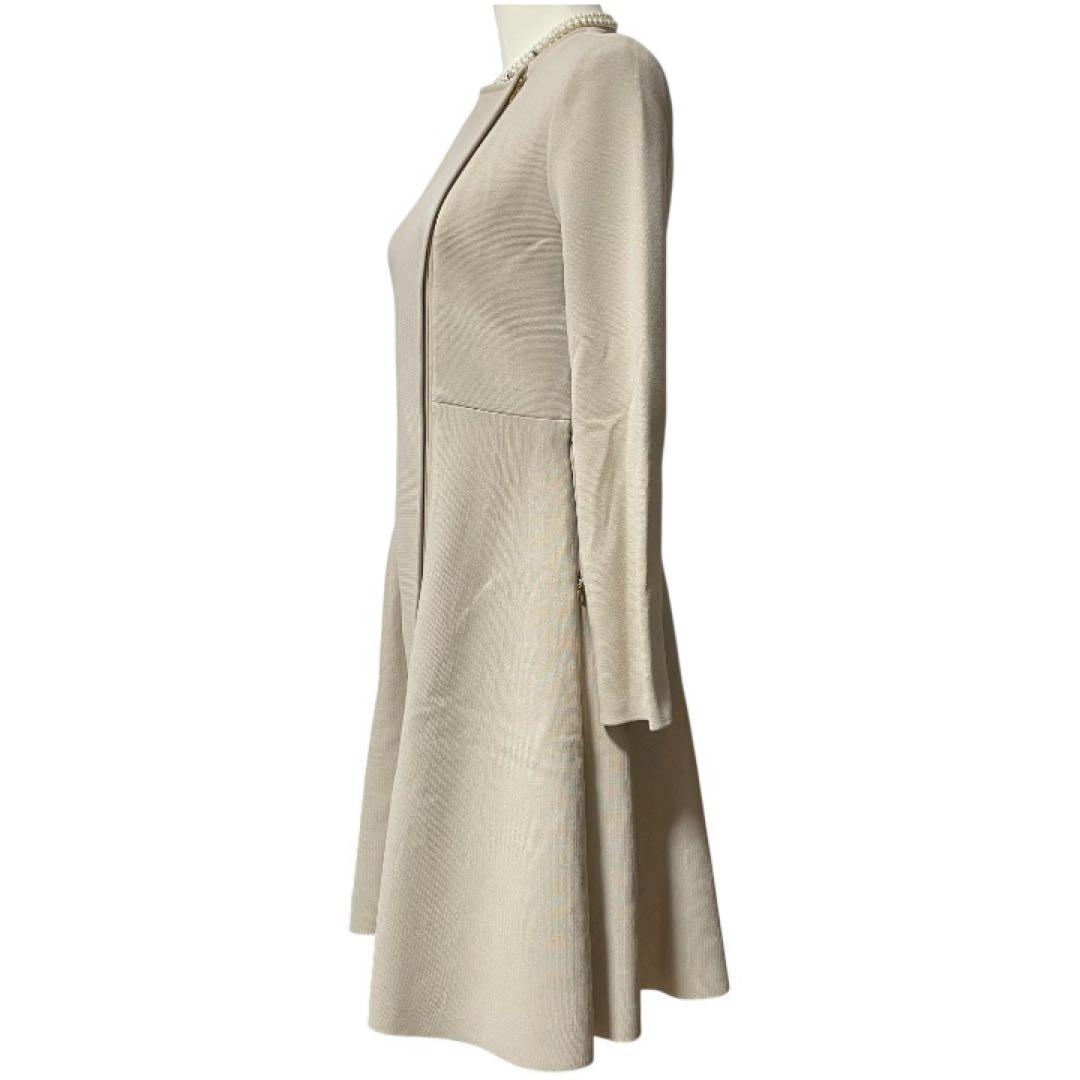 EPOCA エポカ　サイズ40【M〜L】　タグ付未使用品　フロントジップ　無地