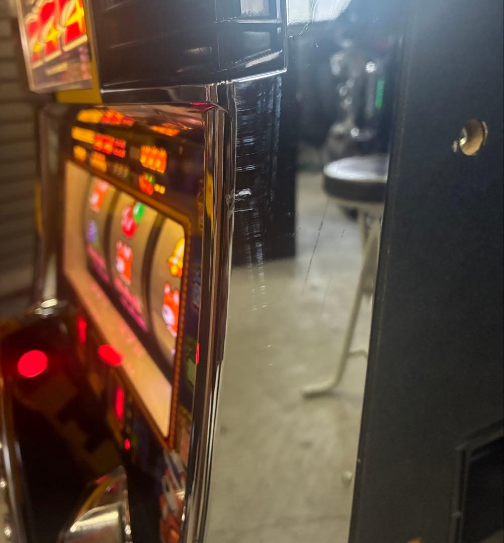 UwU　ファンキージャグラー　5号機　実機