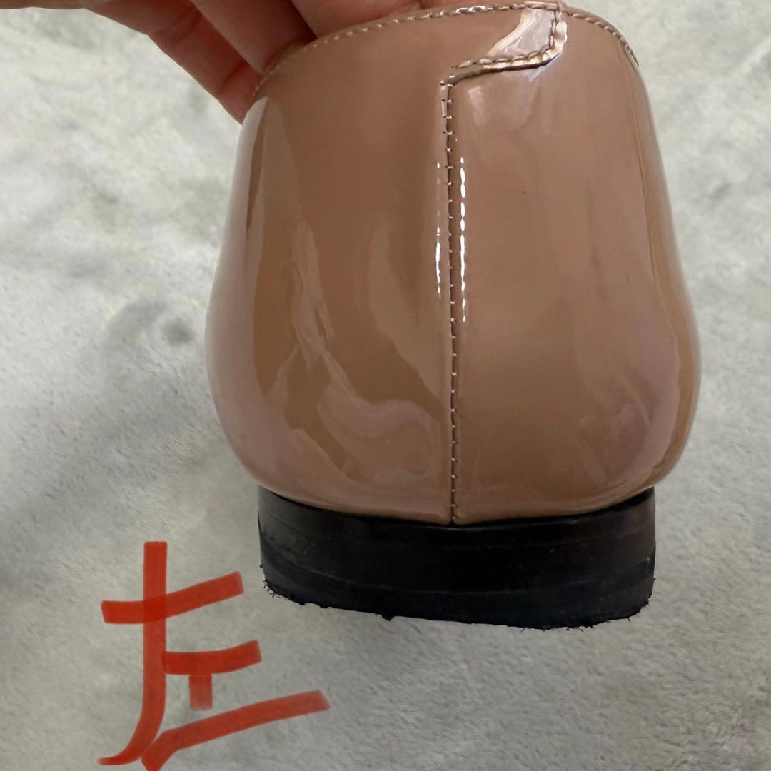 JIMMY CHOO ベージュ フラットシューズ