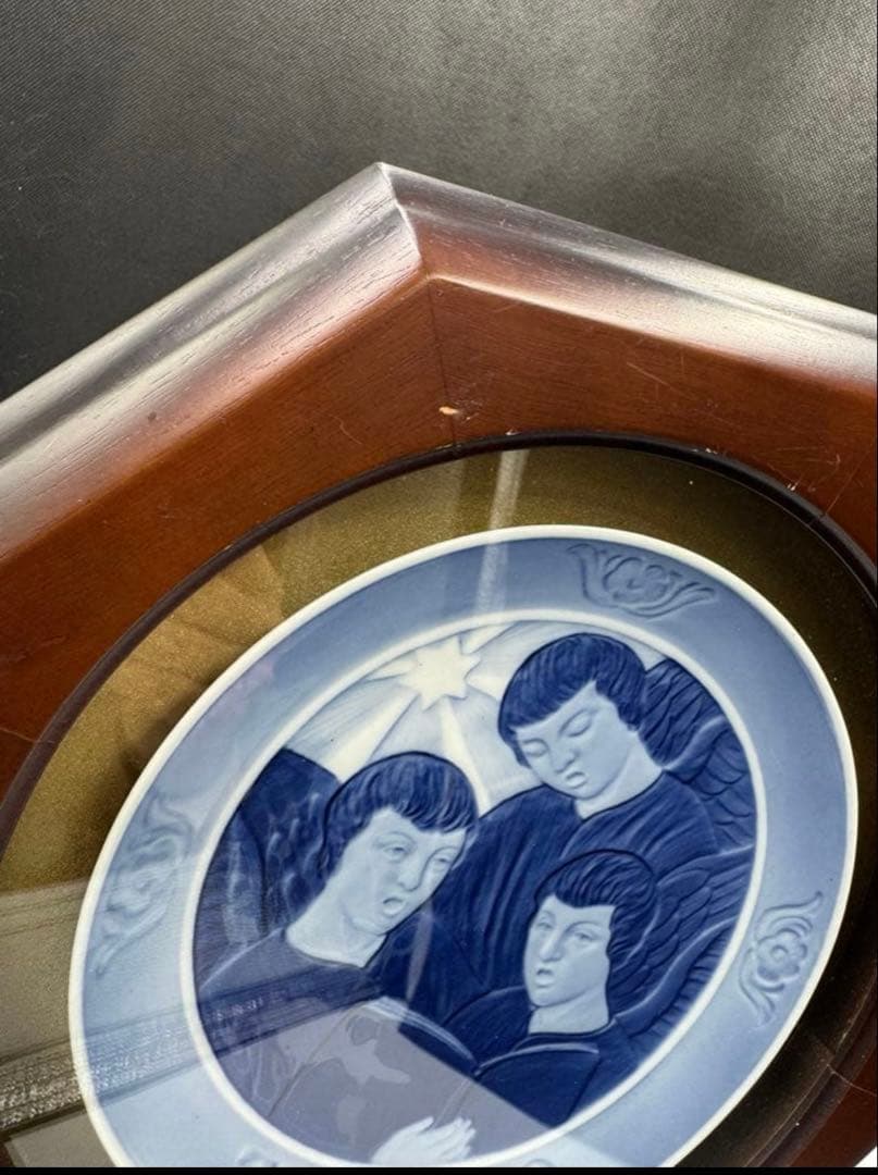 1922年ロイヤルコペンハーゲン　イヤープレート。額縁セット。