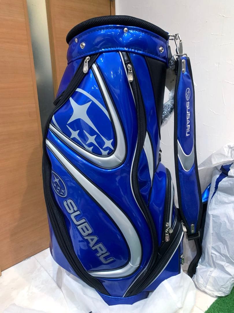 希少　新品未使用　限定　スバル　キャディバッグ　ヘッドカバー