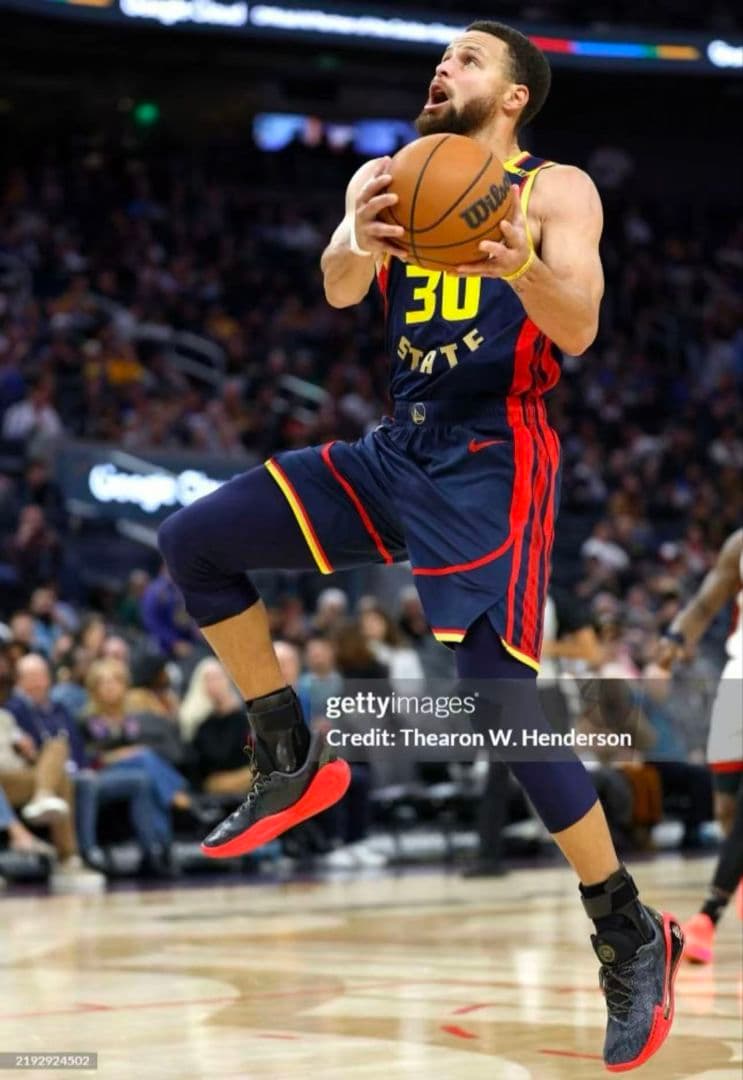 シューズ(男性用) Under Armour Curry 12\"Year of the Snake\"