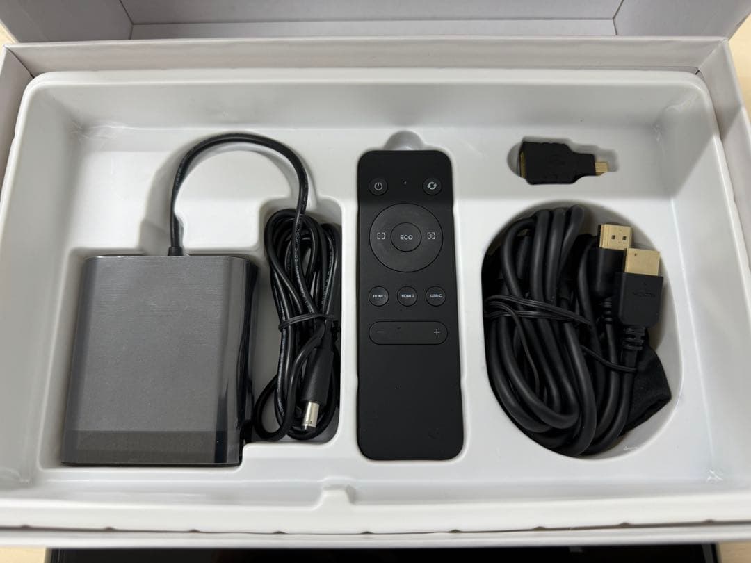 値下げ・新品未使用プロジェクター Miroir Ultra Pro M631