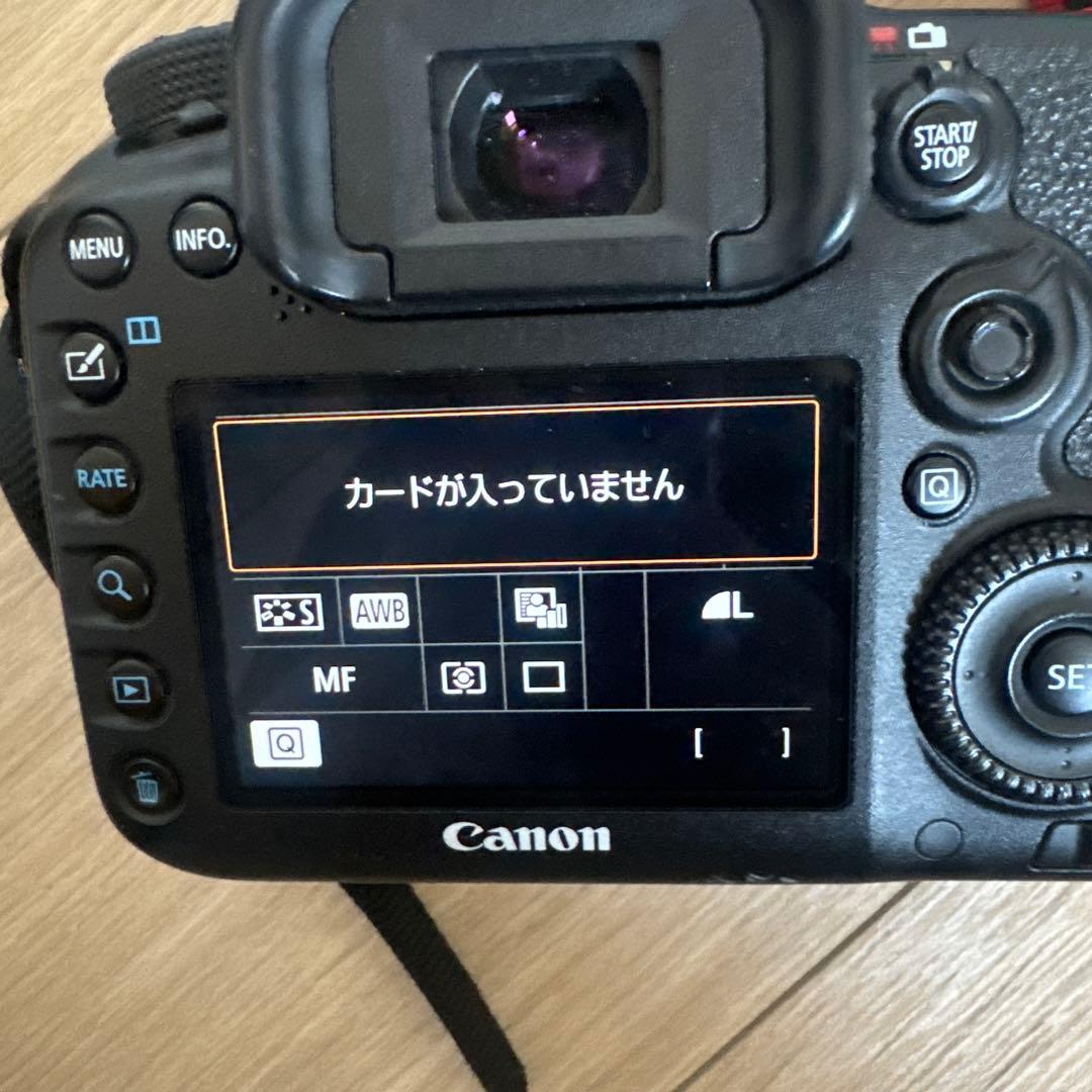 CANON　EOS7D カメラ