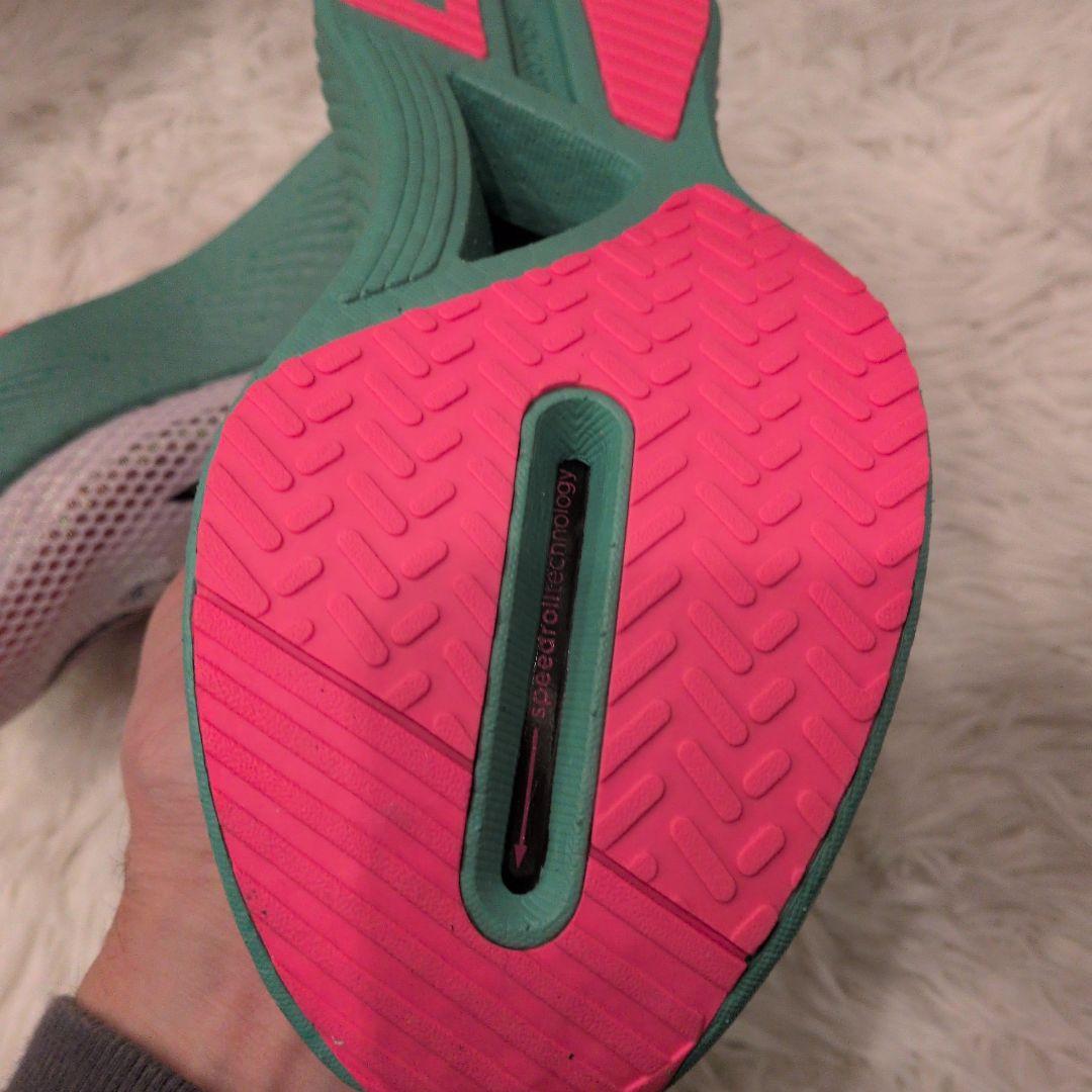 サッカニーエンドルフィンプロ3 23 未使用 マラソン