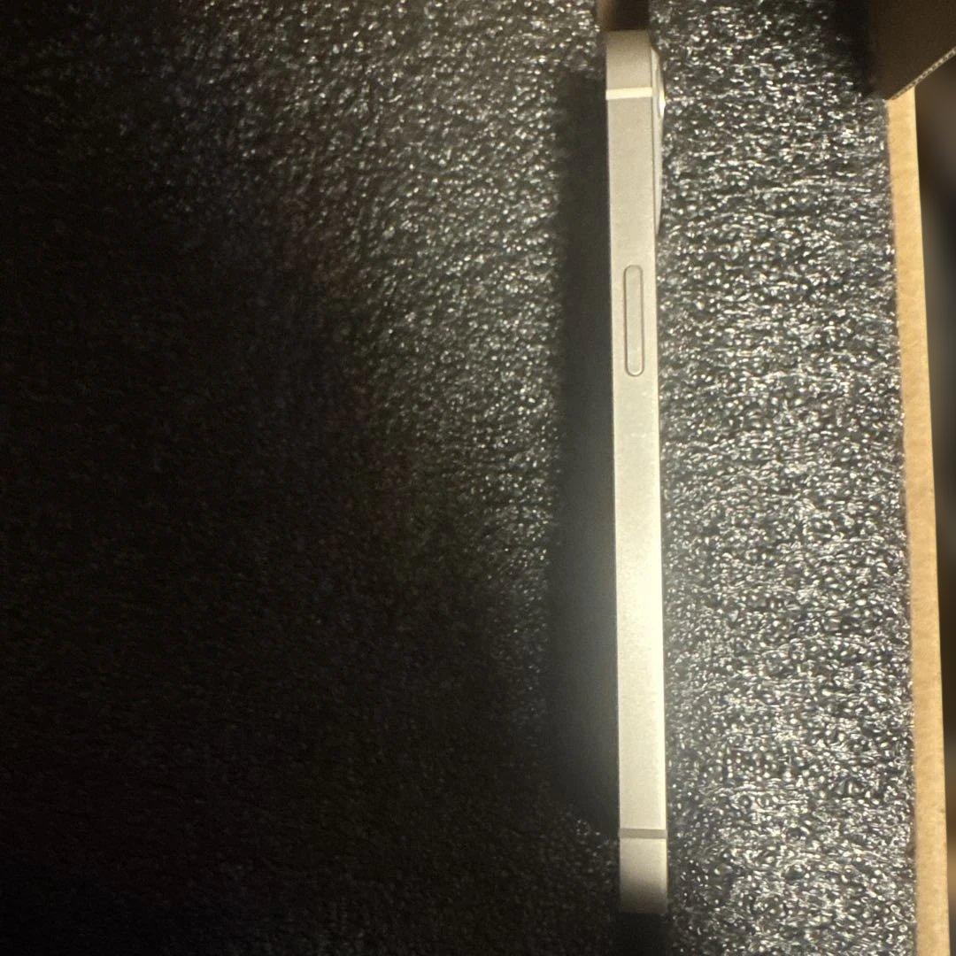 Apple iPhone 13 256GB スターライト ジャンク