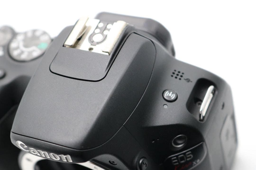 超美品 【Canon EOS Kiss X9 ダブルレンズセット】 安心保証あり