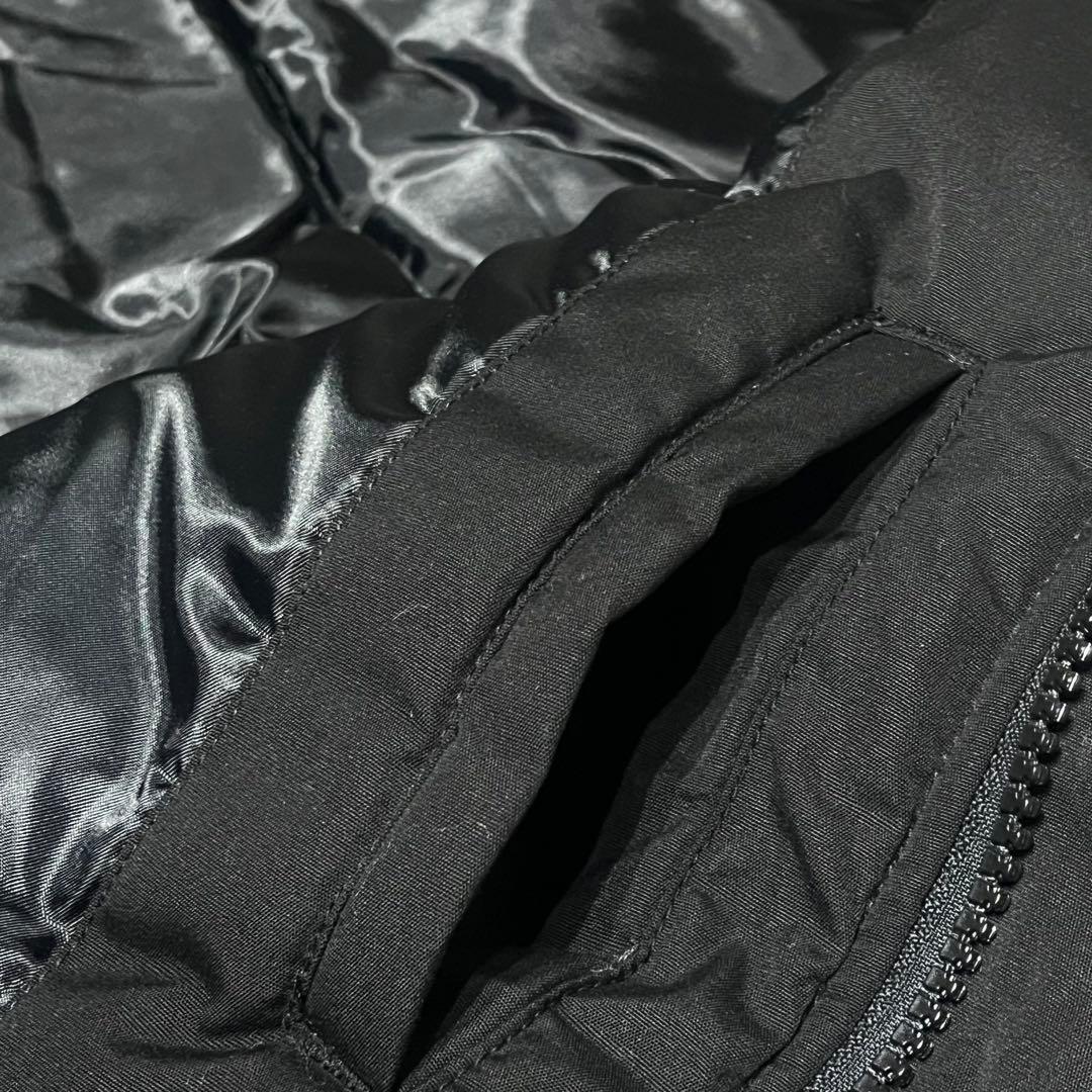 【美品】AVIREX ブラック Lサイズ フード付き 冬物 人気