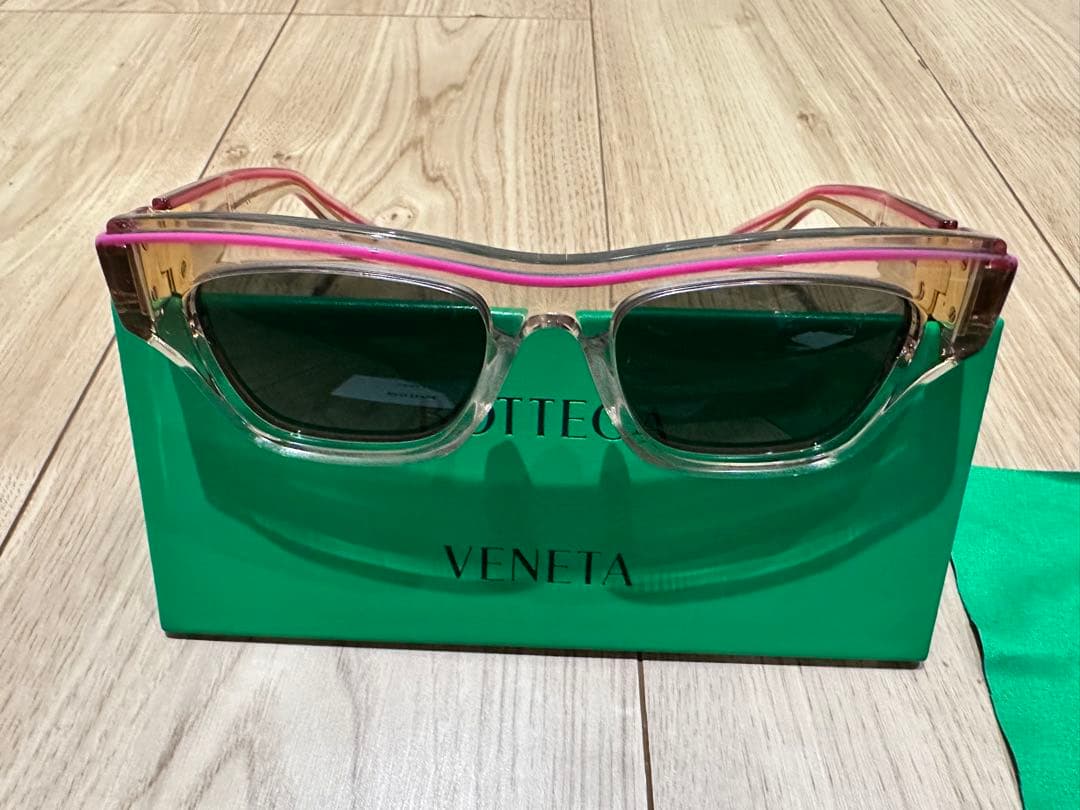 Bottega Veneta サングラス クリア/ピンク