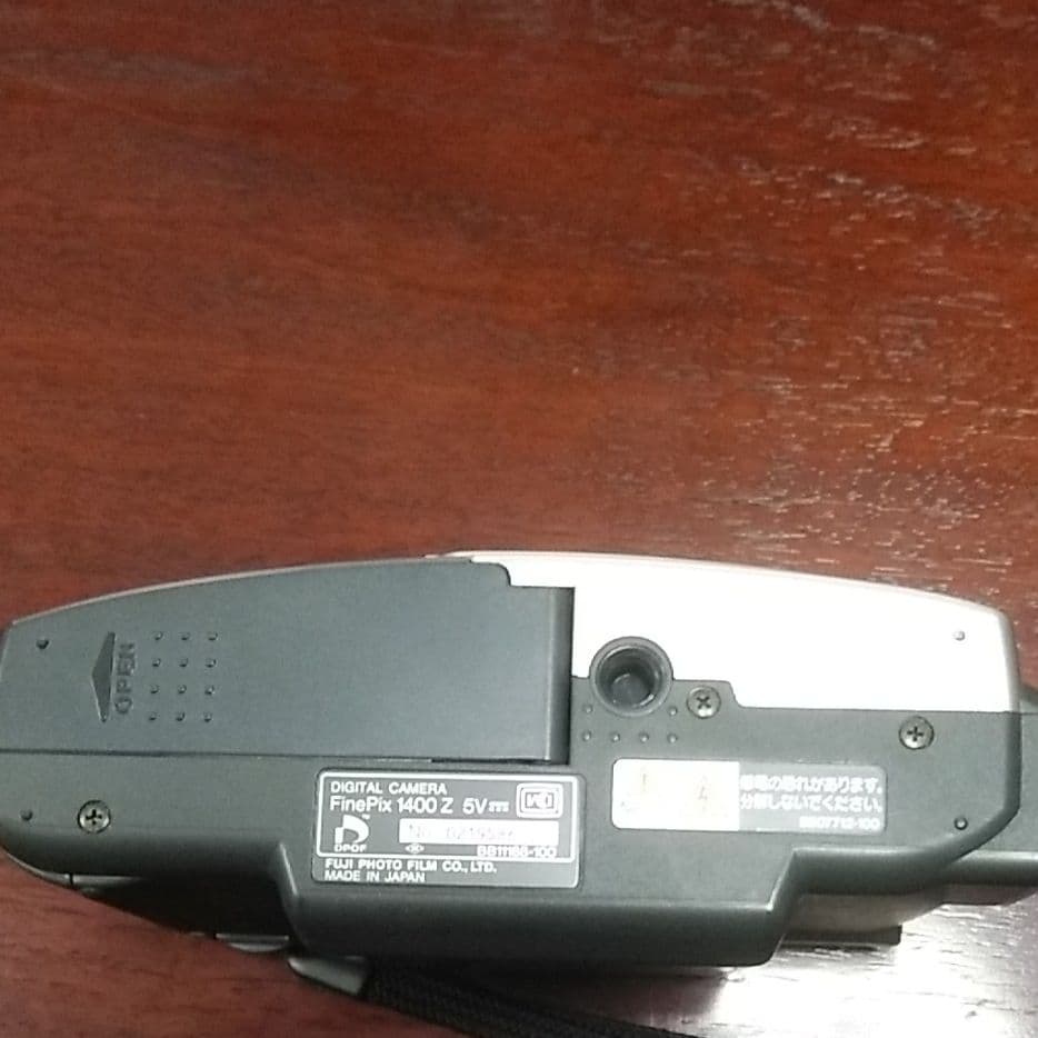 デジタルカメラ FUJIFILMFINEPIX1400Zoom
