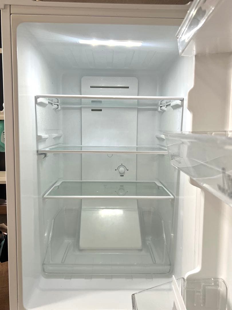 ノンフロン冷凍冷蔵庫　YAMADA YRZ-F15G1 156L