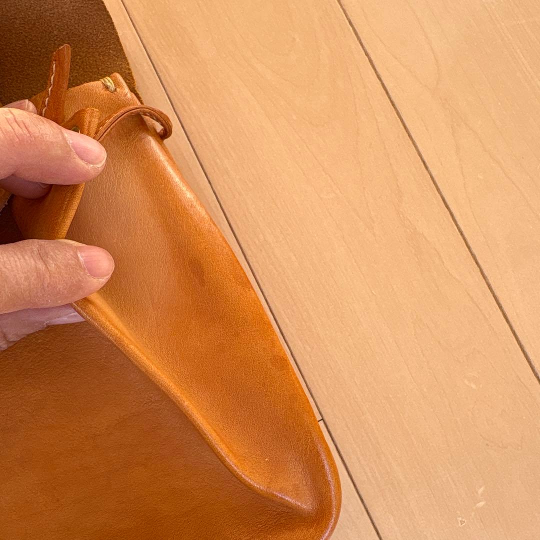 イルビゾンテ　レザーショルダーバッグ　革　カバン　鞄