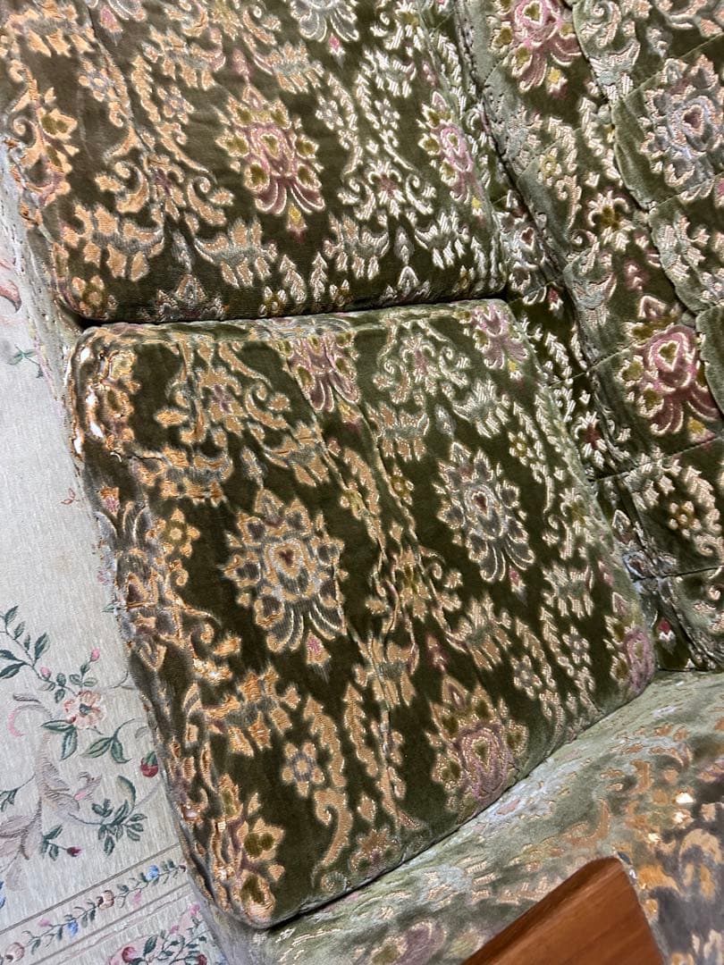 70年代クラシック調ソファー