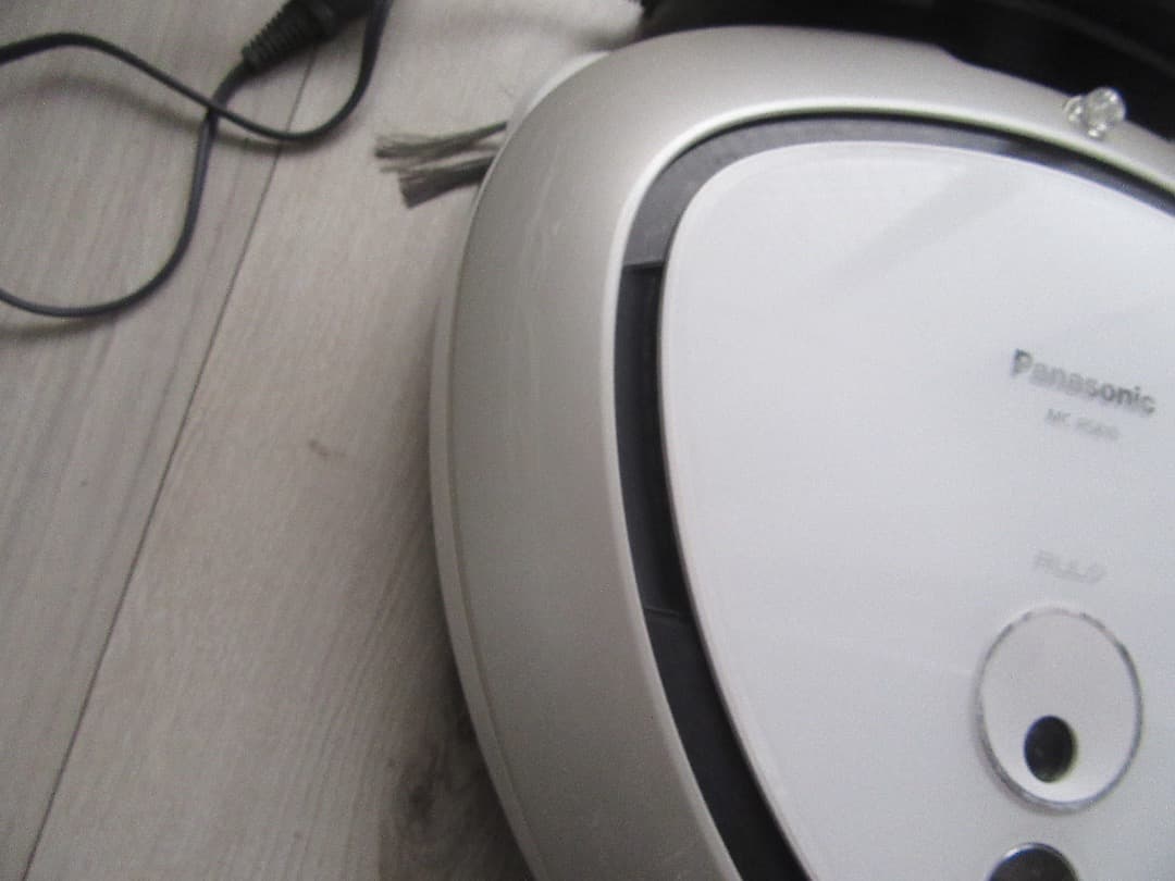 パナソニック　ルーロ　RULO MC-RS810-W ロボット掃除機