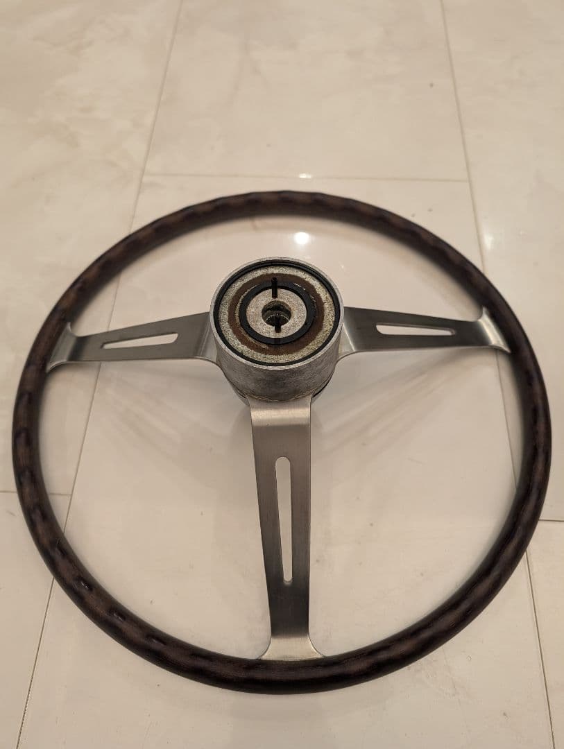 日産 サニー ウッド ステアリング レトロ 希少　レア ハンドル