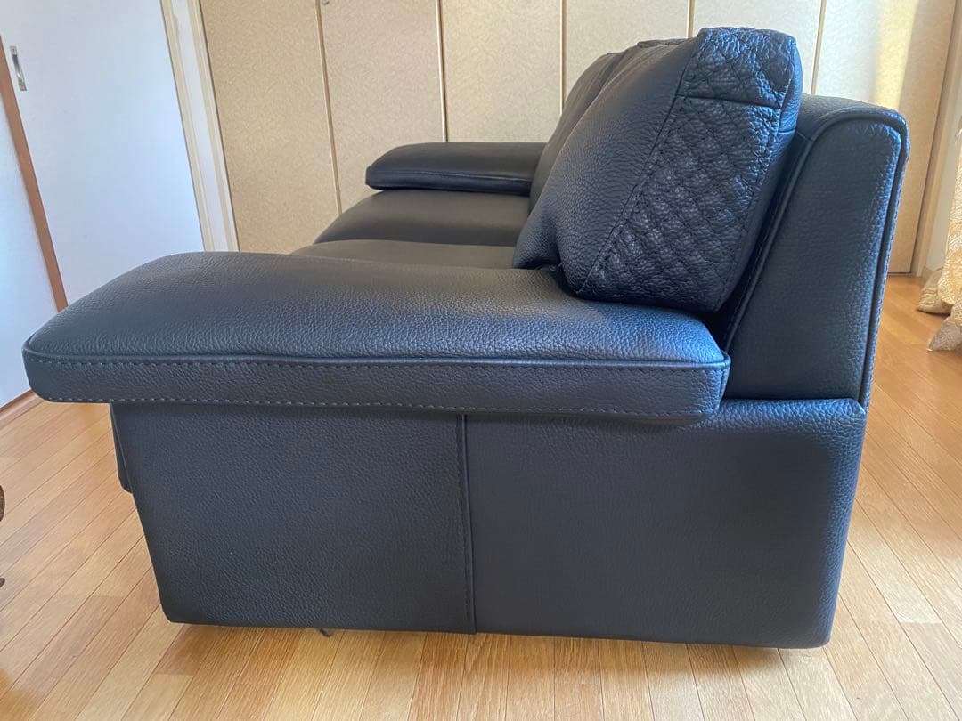 【展示品】ケルビン　ジョルマーニ　黒総革　購入約50万円　高級ソファ　美品