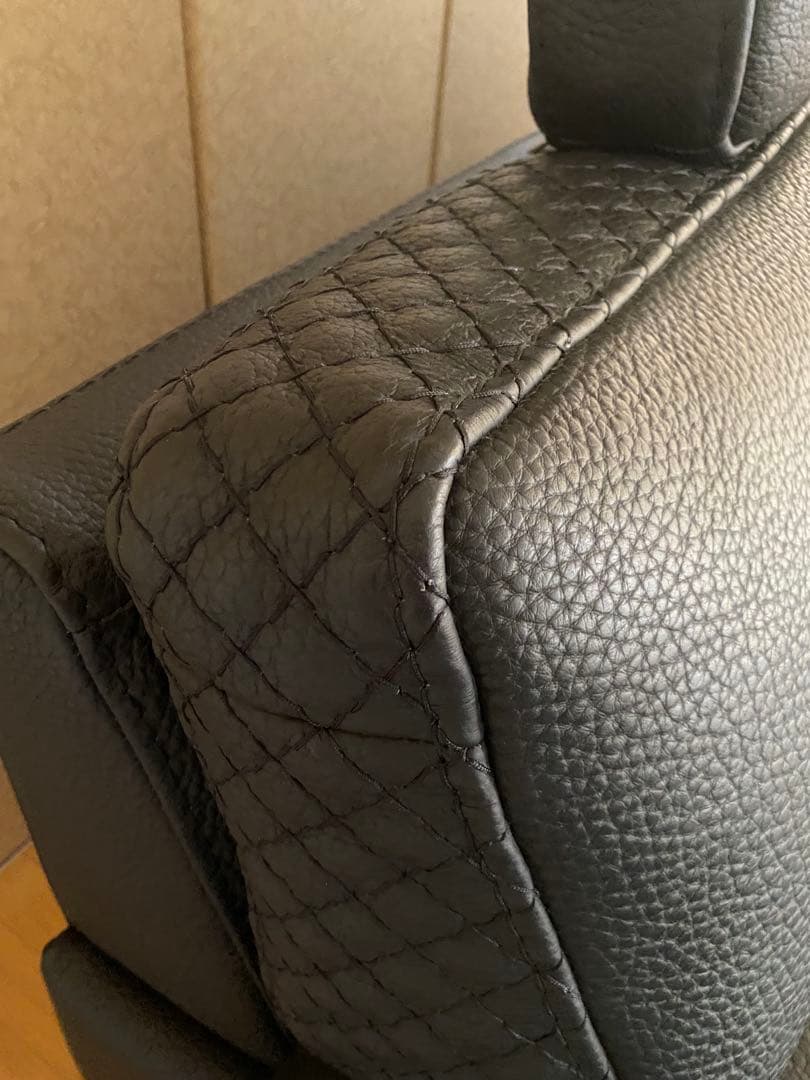 【展示品】ケルビン　ジョルマーニ　黒総革　購入約50万円　高級ソファ　美品