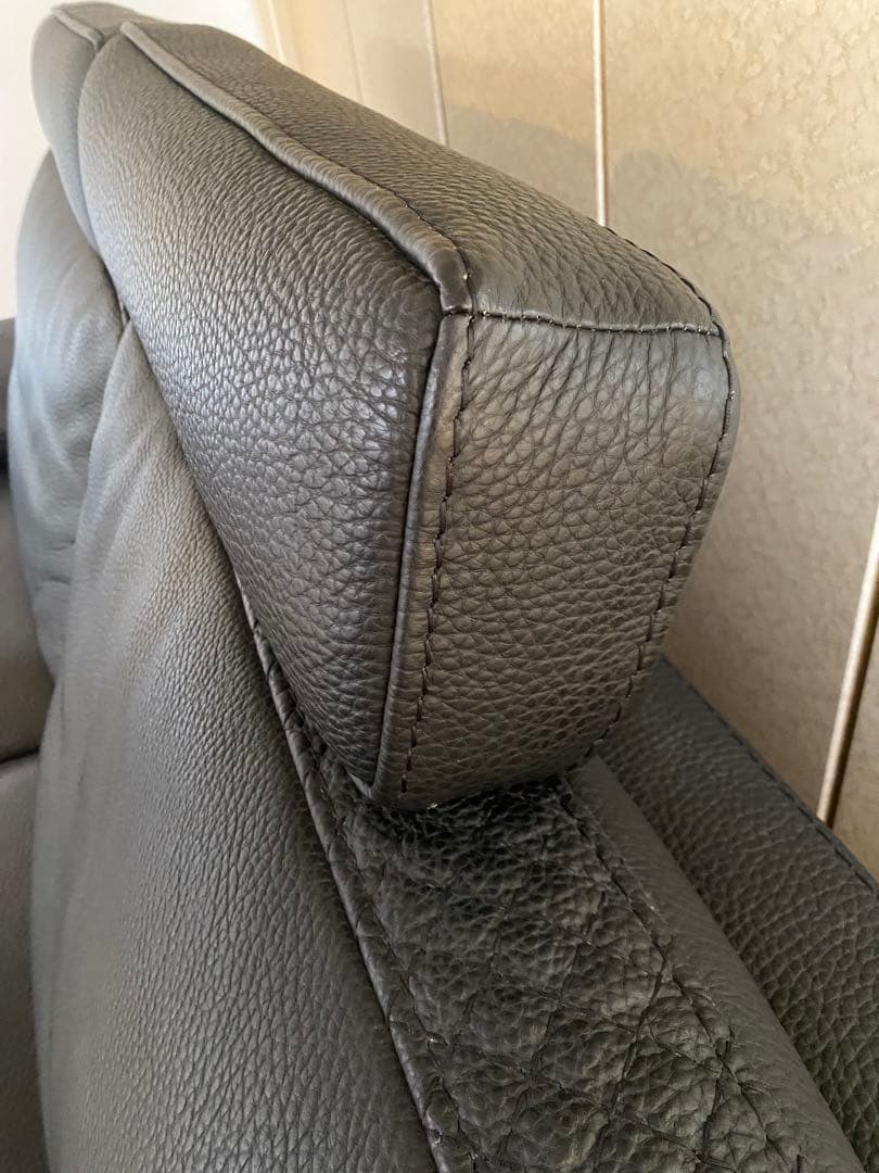 【展示品】ケルビン　ジョルマーニ　黒総革　購入約50万円　高級ソファ　美品