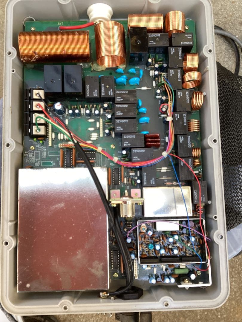 ICOMアンテナチューナーAH-3 中古