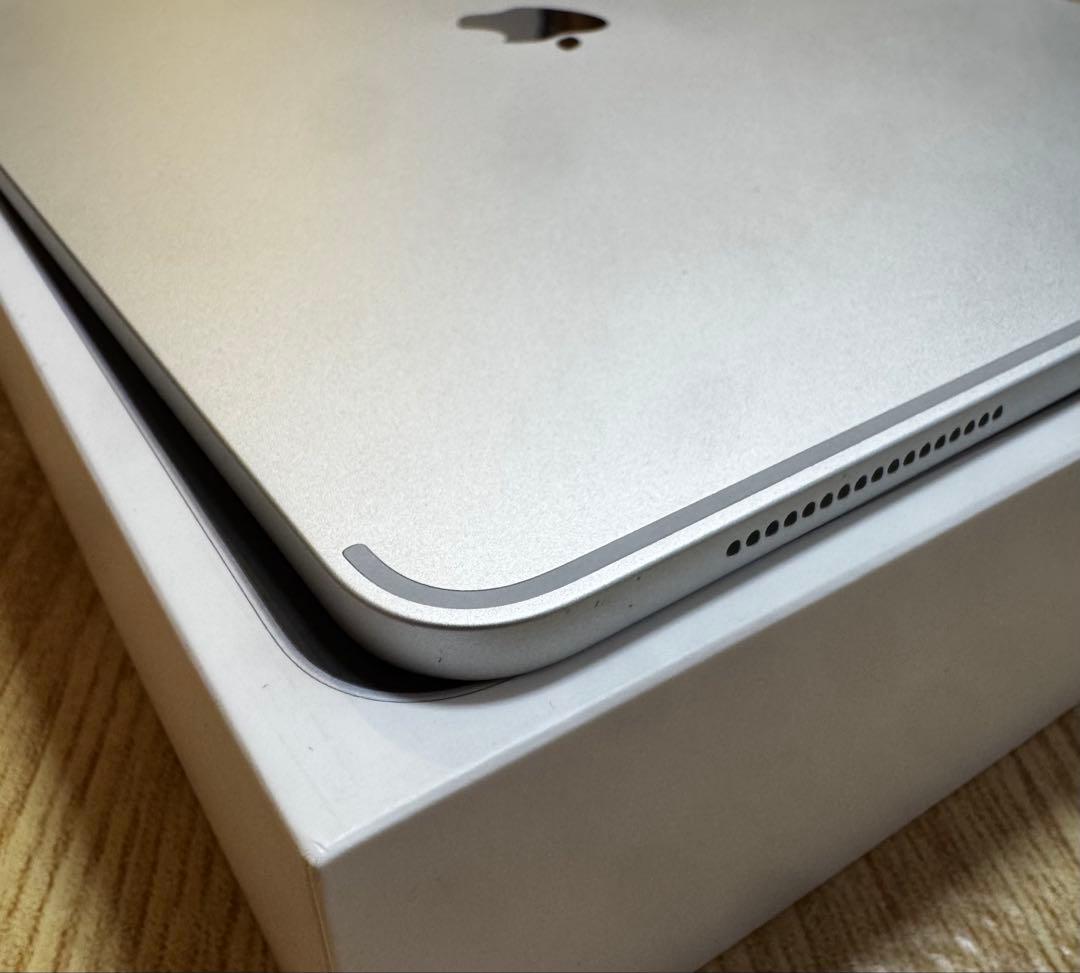 iPad Pro 12.9 第4世代 256GB シルバー 純正付属品付き