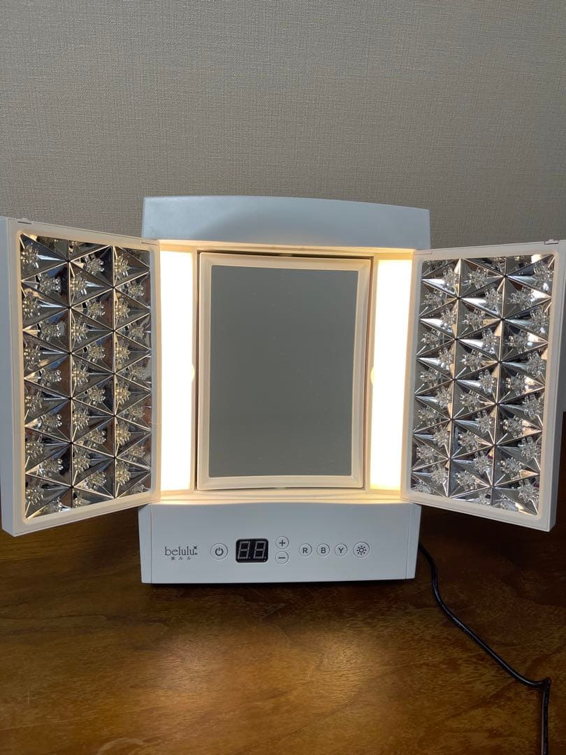 美ルル ヒカリプラス LED美顔器