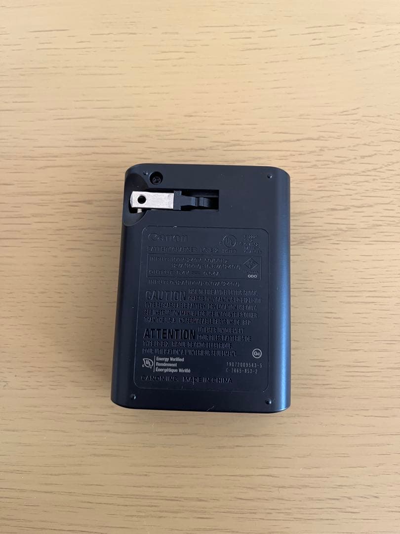 【三脚付き】Canon EOS M100 ミラーレス一眼 ホワイト