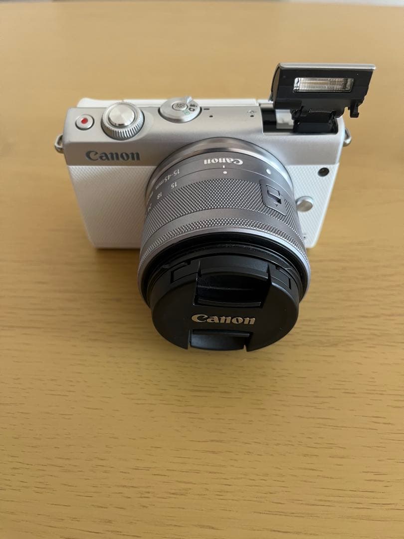 【三脚付き】Canon EOS M100 ミラーレス一眼 ホワイト