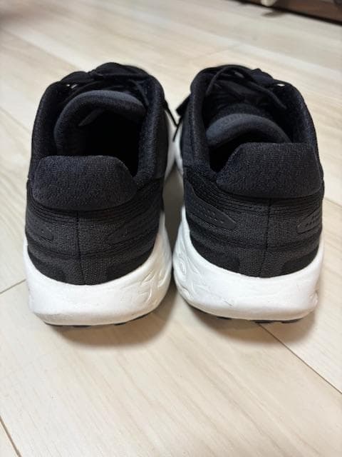 takanet99様　New Balance M1080K13 シューズ箱付発送