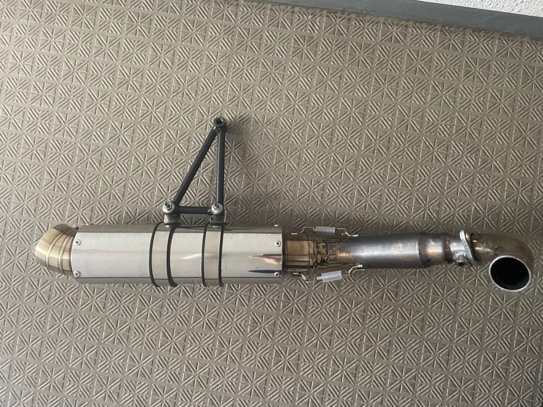 シグナスx 4型( SEA5J) マフラー