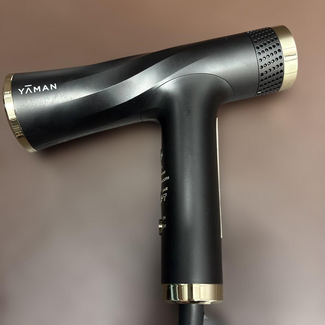 YAMAN プロフェッショナル ヘアドライヤー