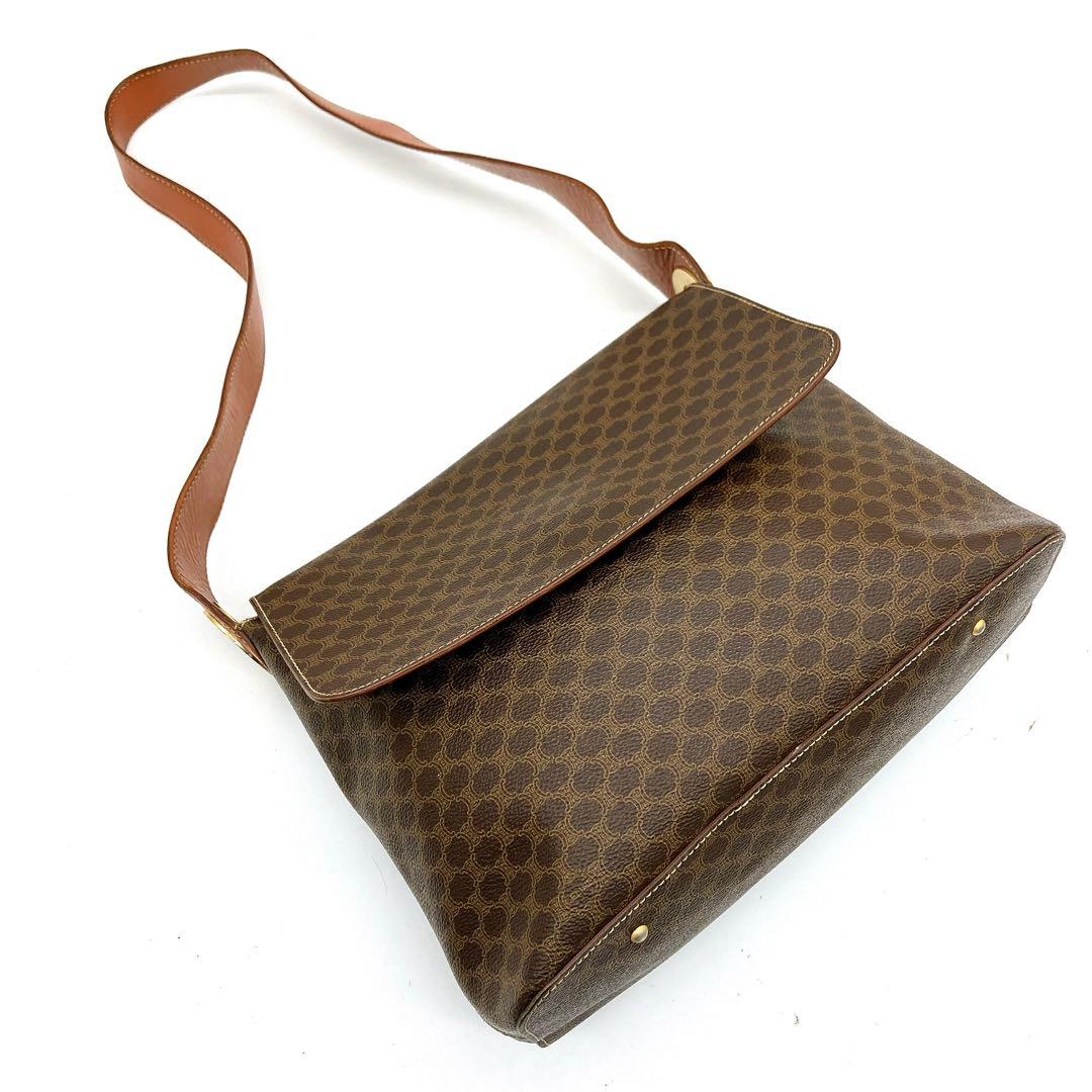 希少サークル金具【CELINE】ショルダーバッグ　マカダム柄.