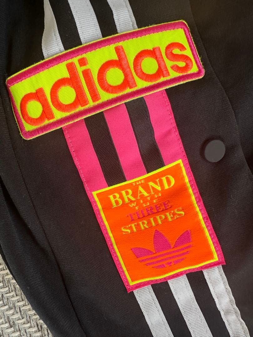 レアJeremy Scott x Adidas トラックパンツ　パッチ付き⭐︎