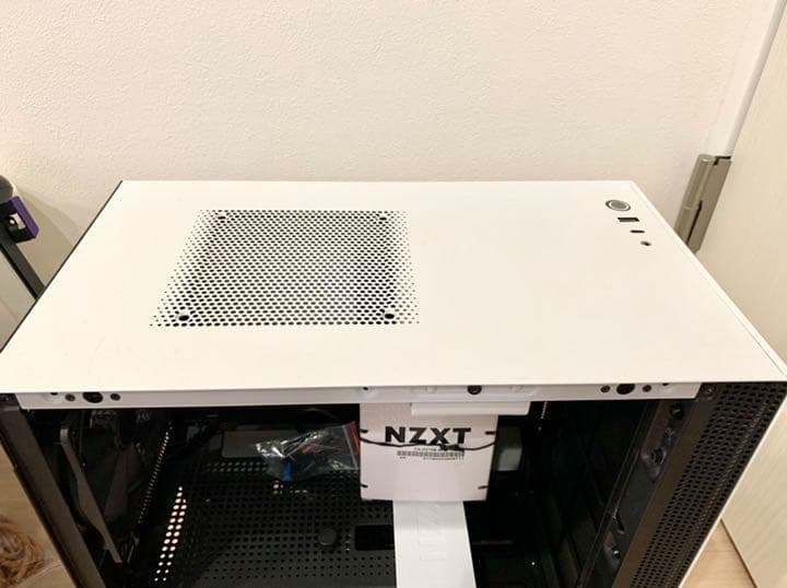 【中古美品】NZXT H210 マットホワイト/ブラック